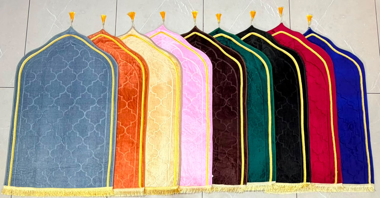 Premium Velvet Prayer Mat | Luxury Muslim Prayer Rug
