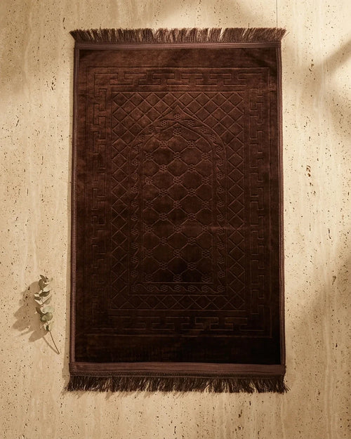Chocolate Brown Embossed Prayer Mat (Janamaz) – 116 cm